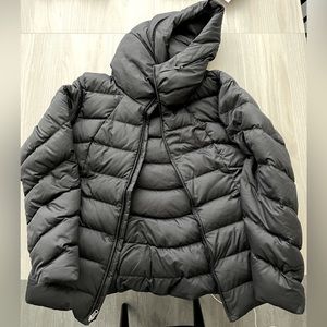 PATAGONIA PUFFER! Loved this jacket but I honestly haven’t worn it in a while!